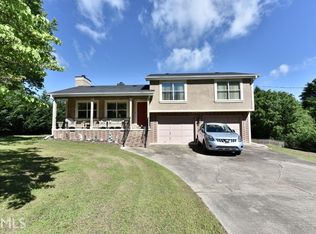 222 Amanda Ct, Auburn, GA 30011