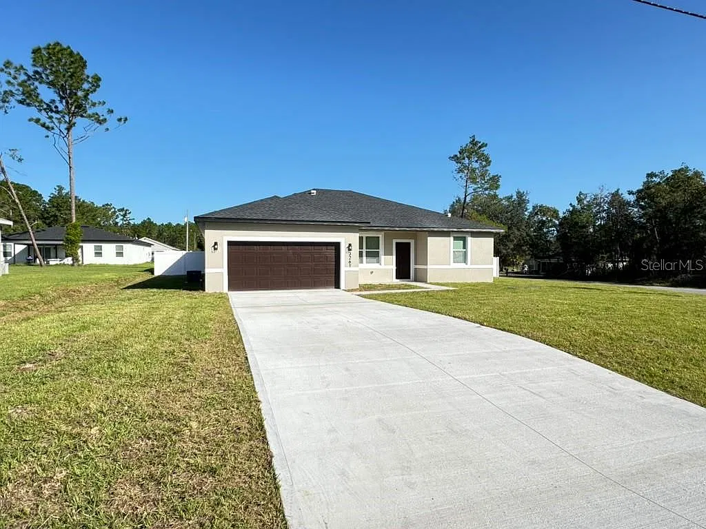 4 bed, 2.5 bath, 1708 sqft, $1,950 — Photo 3