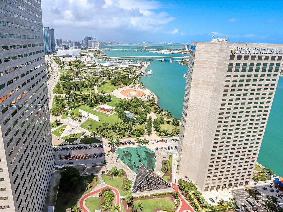1st image of 325 Biscayne Blvd #3918