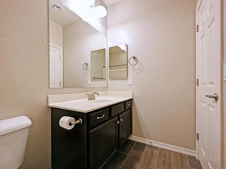 Guest Bath 2