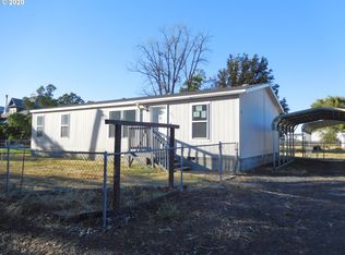 408 Aurora St, Helix, OR 97835