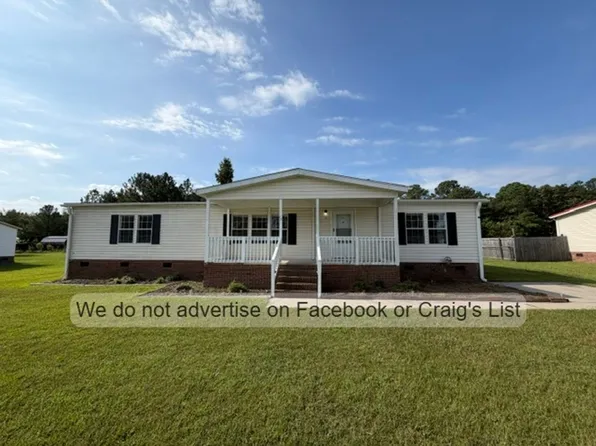 110 McIver Ln, Raeford, NC 28376