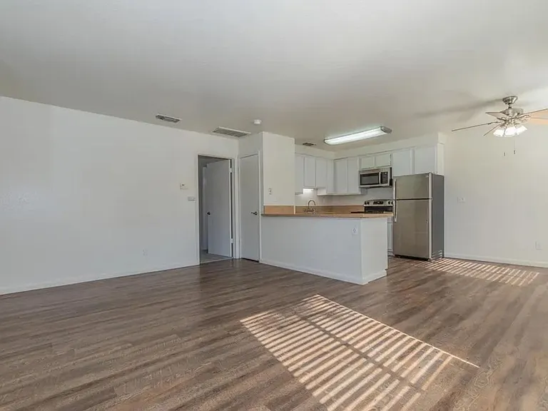 Beechwood Apartment Homes — Photo 24