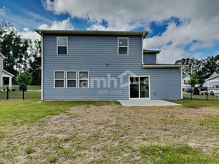 112 Pullen Dr — Photo 18