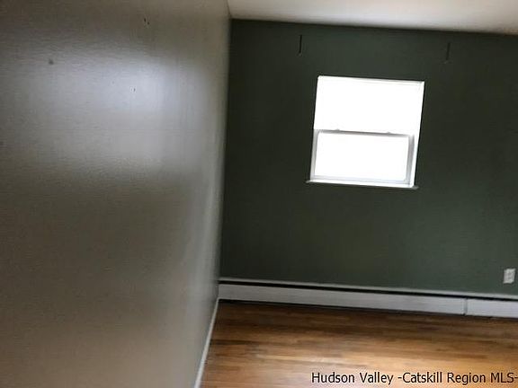3rd image of 37 Tracy Rd