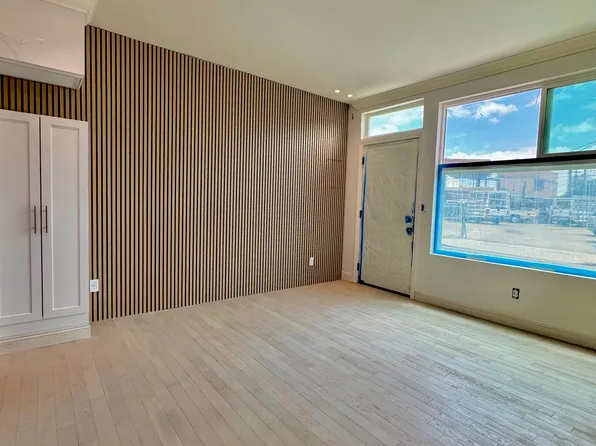 12407 Greene Ave #A, Los Angeles, CA 90066