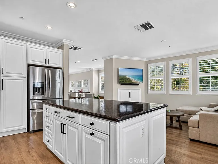 53 Sheridan Ln — Photo 14