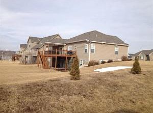 1st image of 4820 S Lakewood Dr