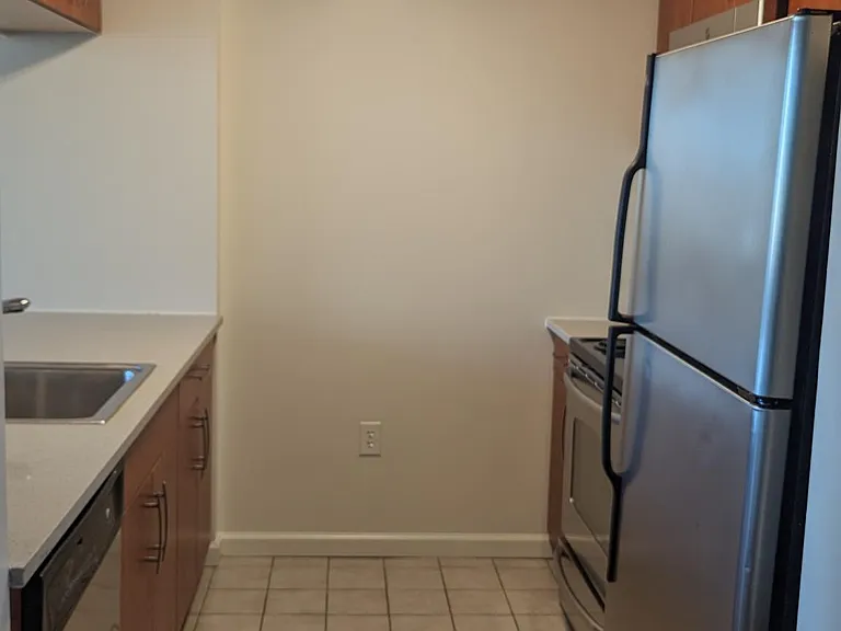 200 Marin Blvd #522 — Photo 6