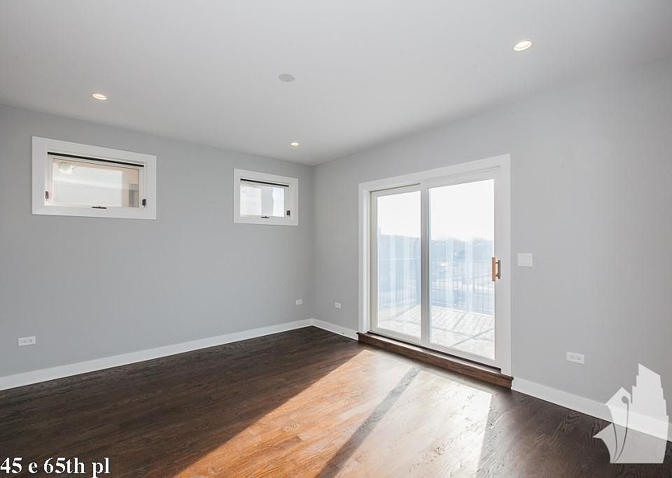 1st image of 1445 E 65th Pl #926