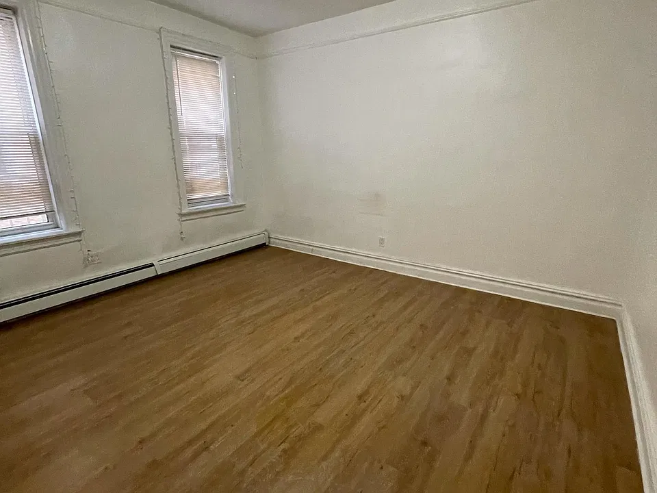 Bedroom #1