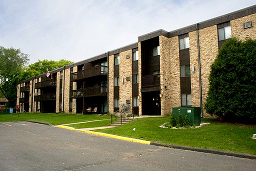 1st image of 1420 Terrace Dr APT 203