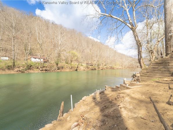 410 Elk River Rd, Procious, WV 25164