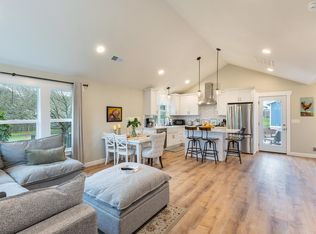 (Undisclosed Address), Petaluma, CA 94952
