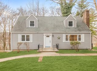 10 Beacon Hill Rd, Ardsley, NY 10502