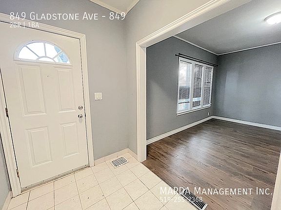3rd image of 849 Gladstone Ave #849
