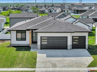 845 W El Alameda St, Lincoln, NE 68523
