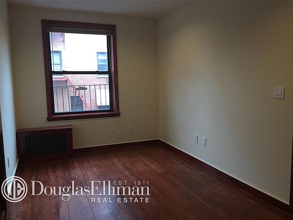 4th image of 89 Macdougal St APT 2C