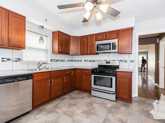 4th image of 3018 N Whipple Street # Fl 2nd
