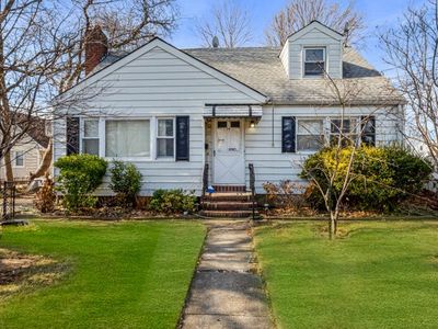 74 Lehrer Avenue, Elmont, NY, 11003