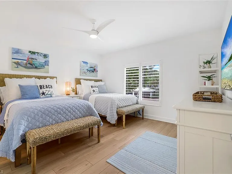 790 Willowbrook Dr #305 — Photo 12