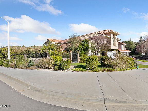 3rd image of 24310 Creekside Dr