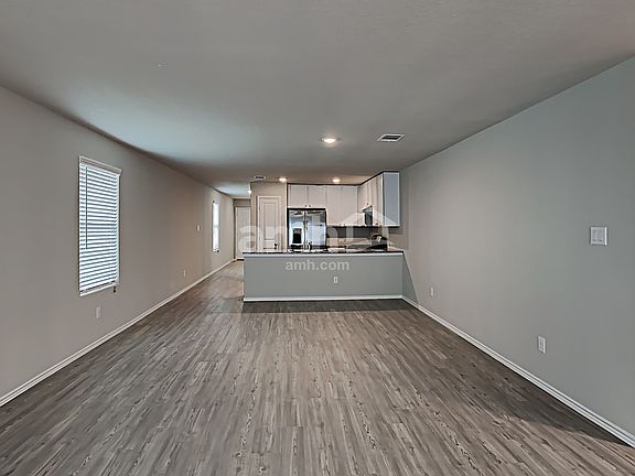 4th image of 10522 Varmus Dr