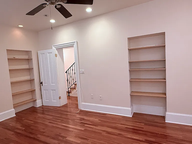 Office, den