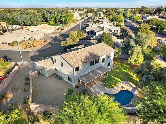 4th image of 1021 E MEAD Drive
