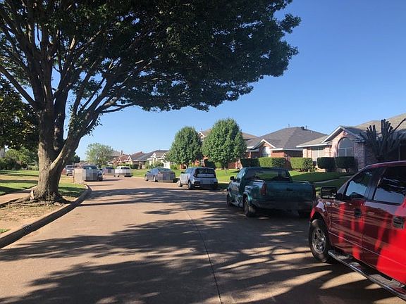 4th image of 1521 Aldridge Dr