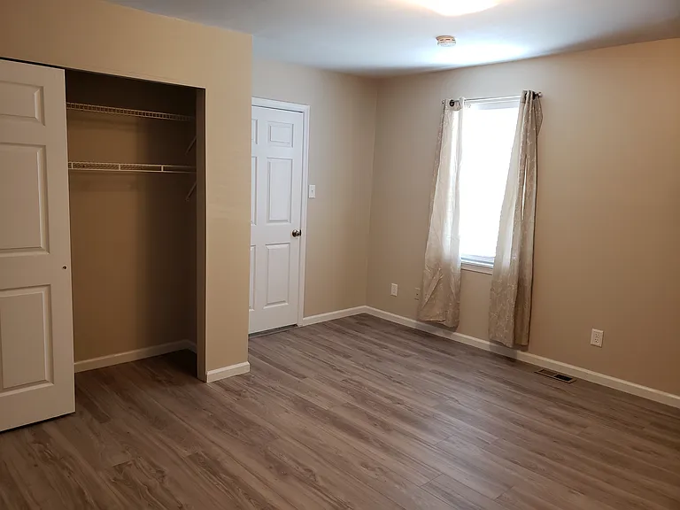 253 E 6th Ave #1 — Photo 7