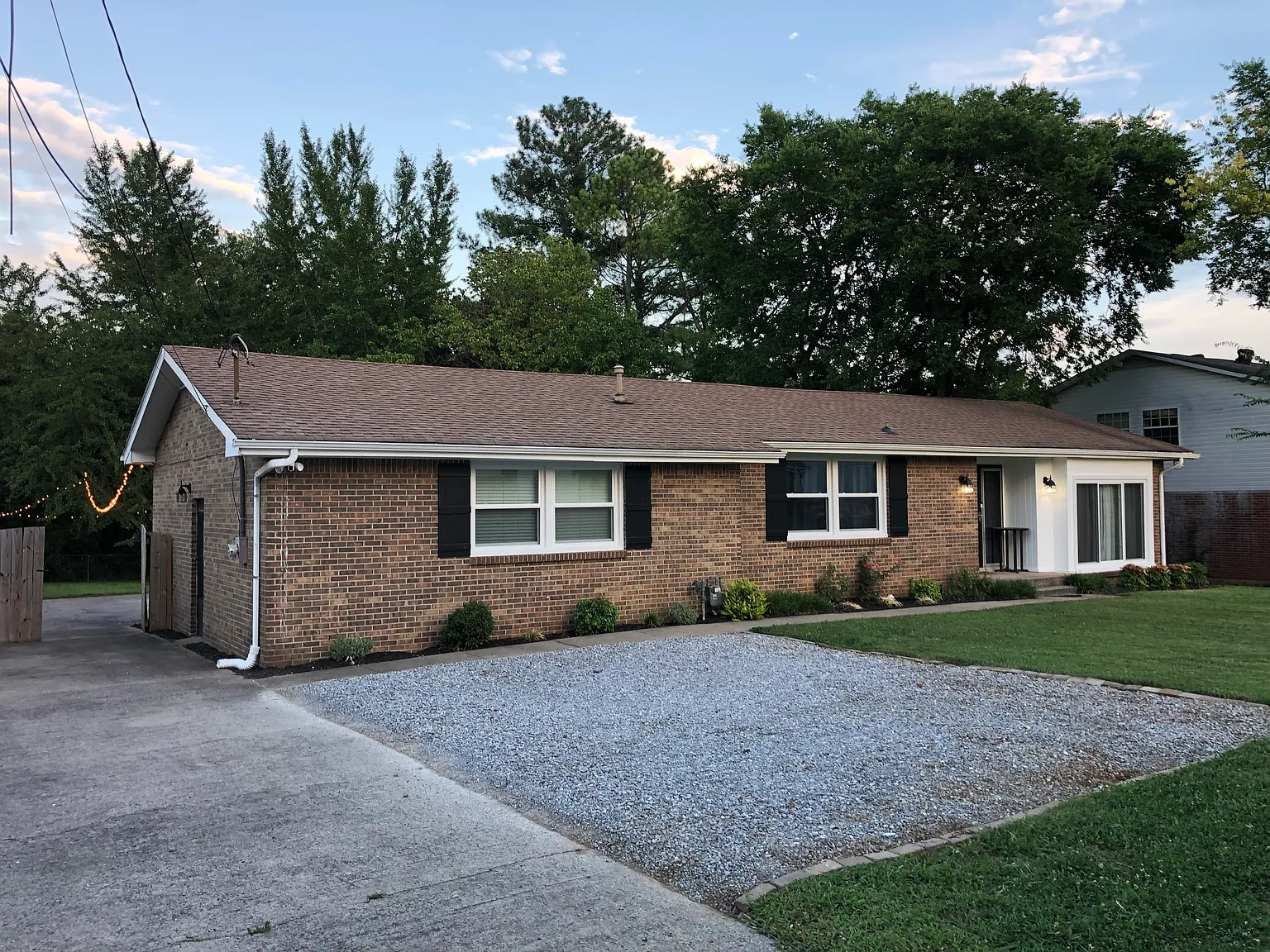 4 bed, 1800 sqft, $2,500 — Photo 3
