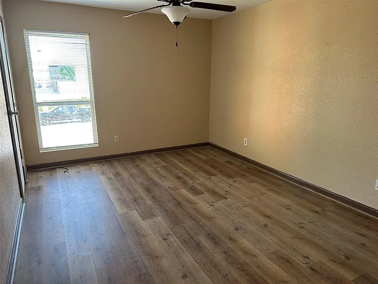 10100 S Gessner Rd #414 — Photo 9