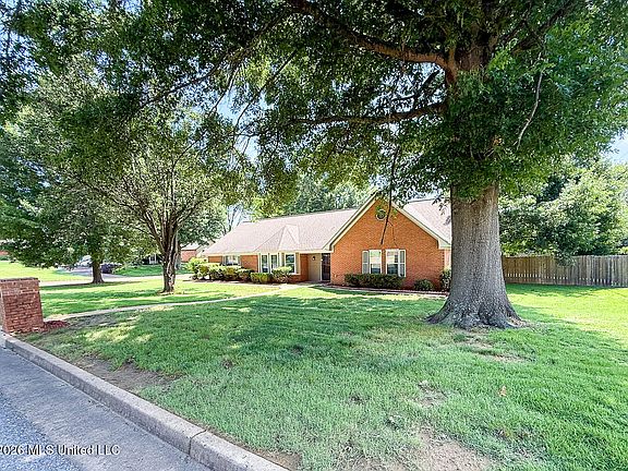 4th image of 7208 Grove Park Rd