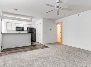 6856 N Olive St, Gladstone, MO 64118