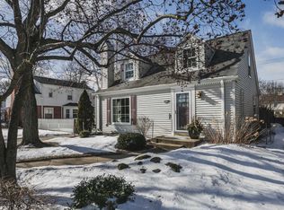 4909 N Woodruff Ave, Whitefish Bay, WI 53217