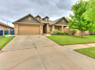 18424 Las Meninas Dr, Edmond, OK 73012