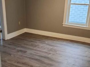 120 Southgate St APT 2R, Worcester, MA 01603