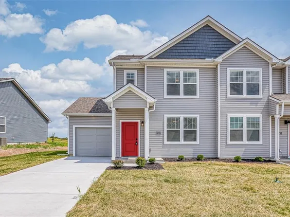 27318 E Oak View Dr, Lake Lotawana, MO 64086
