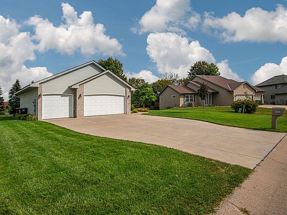 4th image of 14035 Belmont Ct