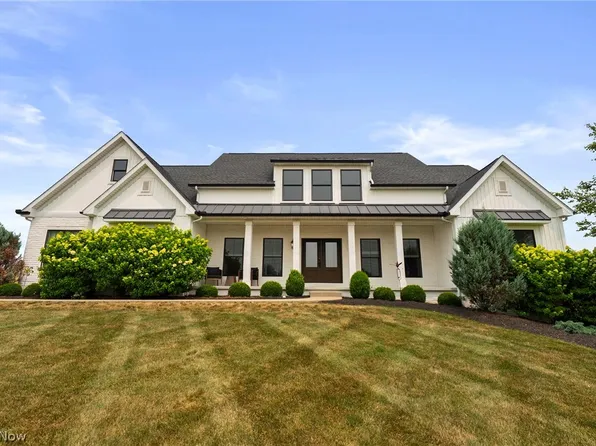 2367 Hearth Hill Ln, Wadsworth, OH 44281