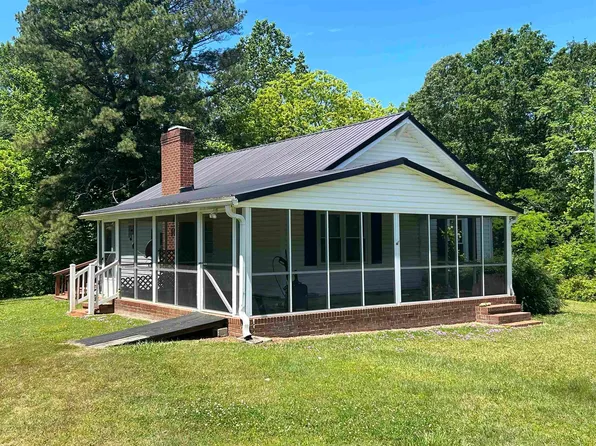 490 Wren Wray Rd, Blacksburg, SC 29702