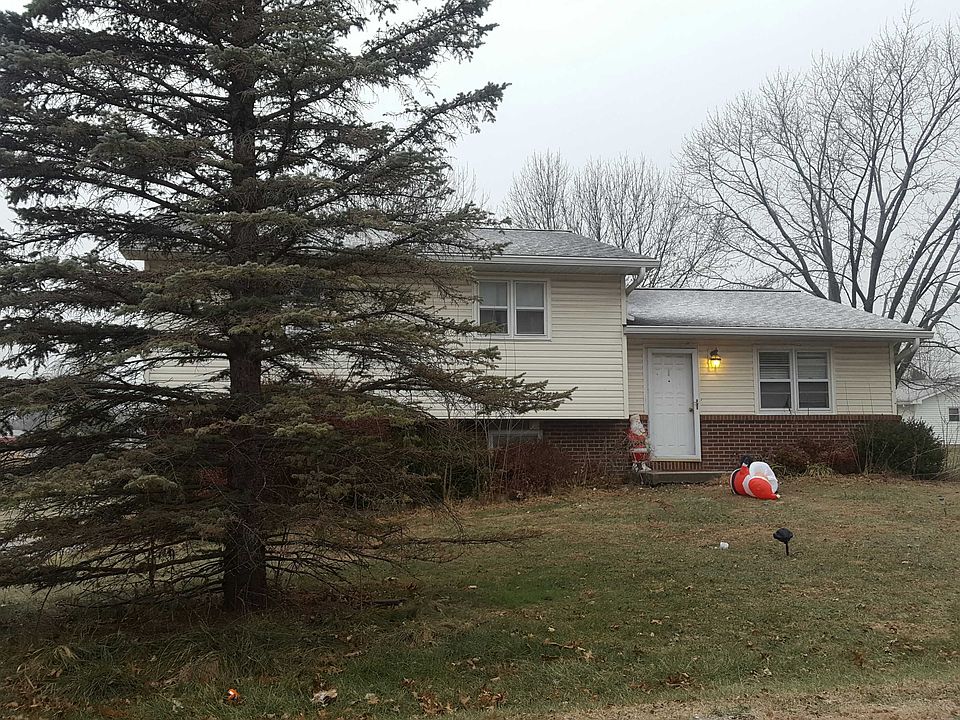 1st image of 805 Janet Ln