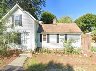 123 Providence Ave, Riverside, RI 02915