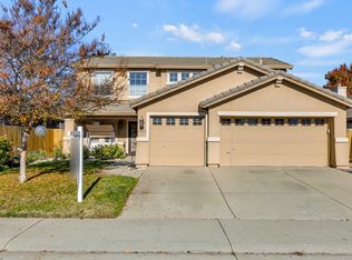 9047 Pembridge Dr, Elk Grove, CA 95624