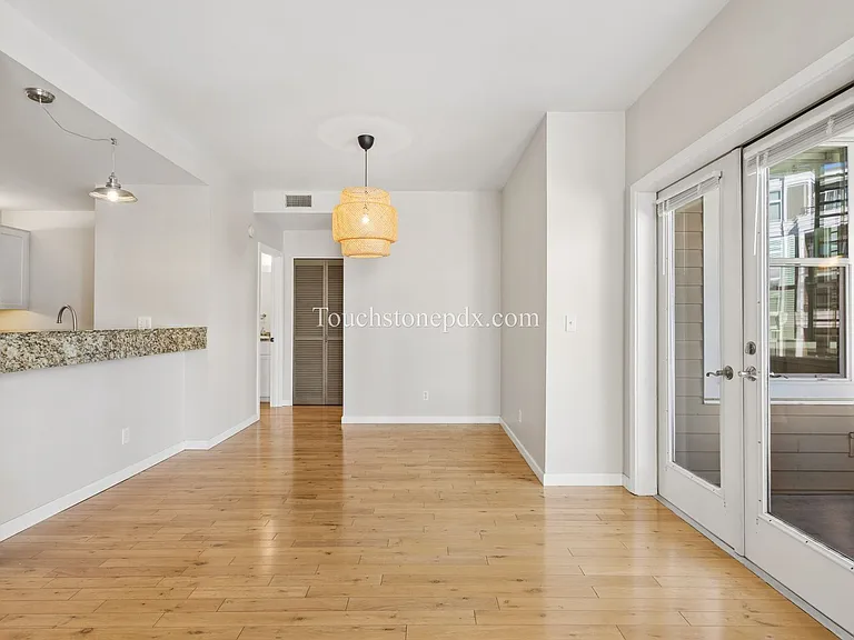 1630 S Harbor Way #301 — Photo 14