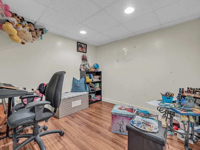 11176 S Shilling Ave — Photo 11