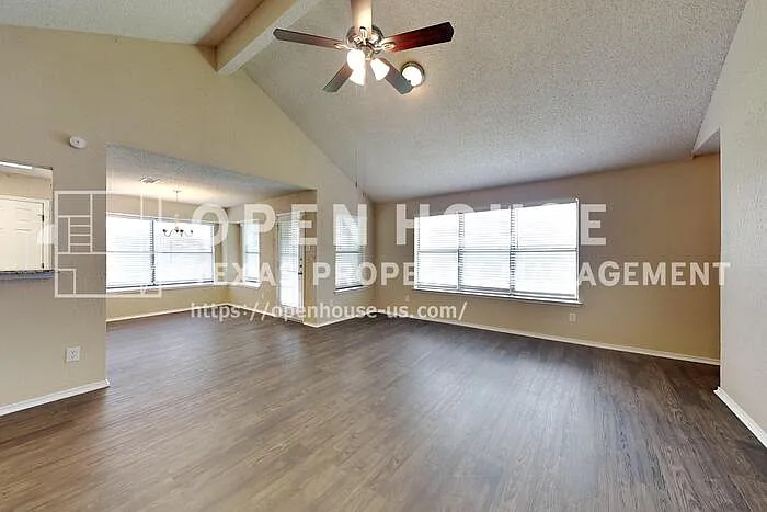 812 Arbor Downs Dr — Photo 4