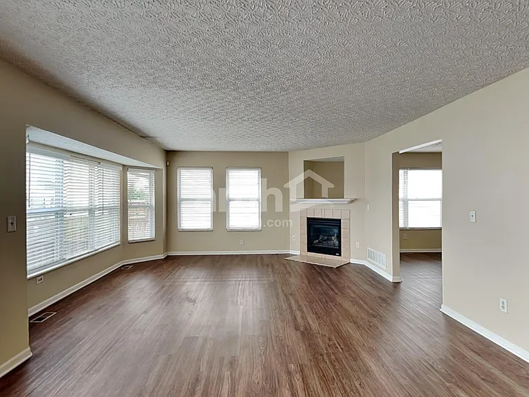 1124 Waterview Ct — Photo 8