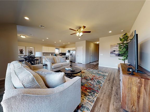 5th image of 16546 Osceloa Ave
